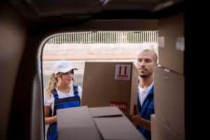 Read more about the article Get the Best Moving and Delivery Service In Fort Lauderdale