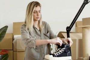 Read more about the article Get The Ultimate Guide On How To Pack Shoes For Moving